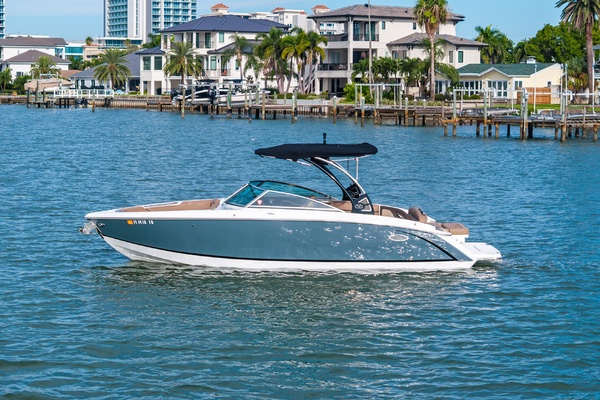 27ft Cobalt Yacht For Sale