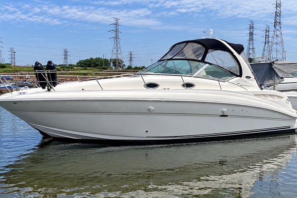 32ft Sea Ray Yacht For Sale