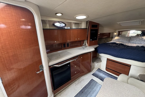 2004 Sea Ray 32
