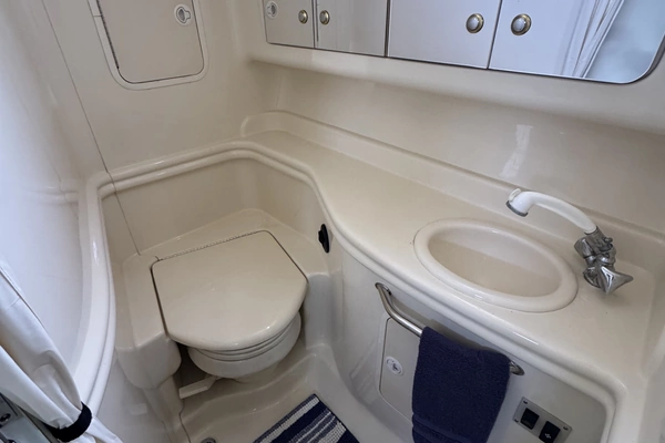2004 Sea Ray 32