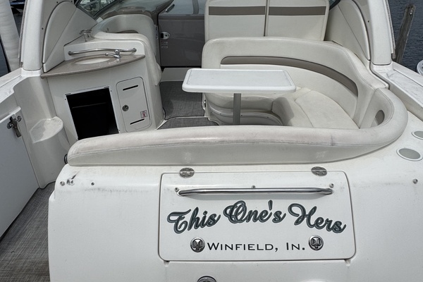 32ft Sea Ray Yacht For Sale