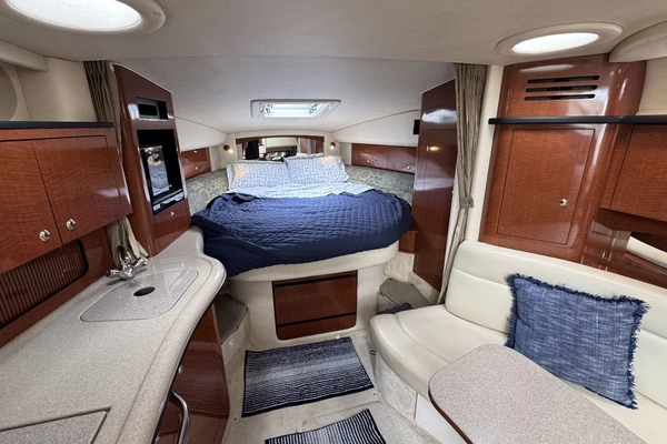 2004 Sea Ray 32