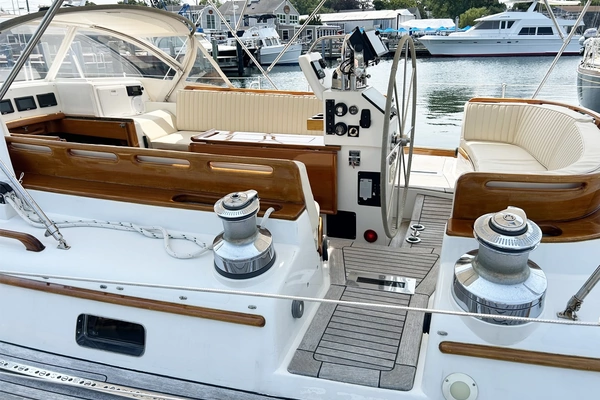 Photo of the 1994 Little Harbor 60 "BEAU GESTE"