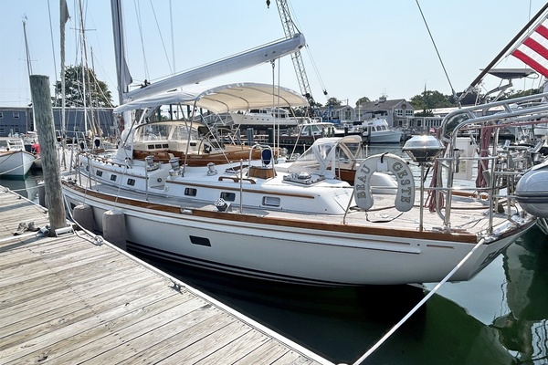 BEAU GESTE 60ft Little Harbor Yacht For Sale