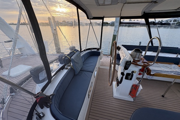 Cumbia 54ft Custom Yacht For Sale