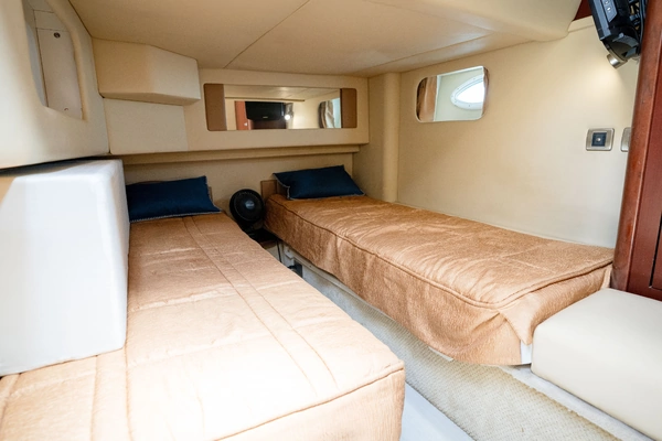 Sea Ray Sedan Bridge Yacht For Sale