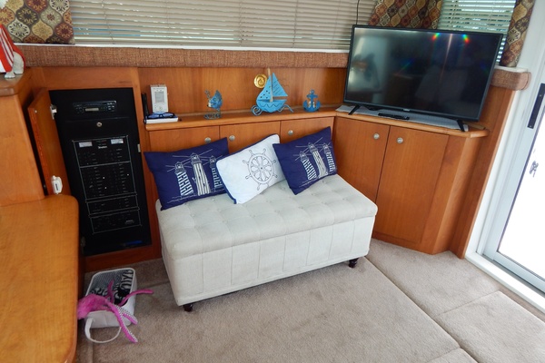 Pisces Dream 37ft Silverton Yacht For Sale