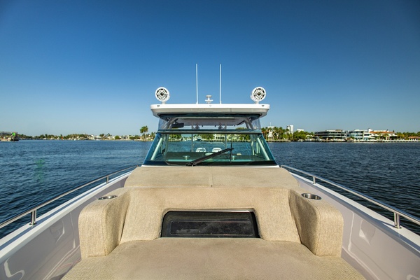 37ft Axopar Yacht For Sale