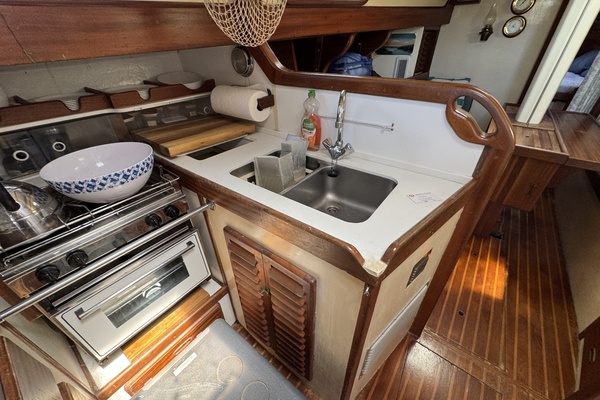Baron 40ft Custom Yacht For Sale