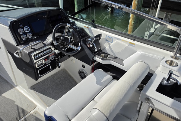 Raft 2 0 29ft Formula Yacht For Sale