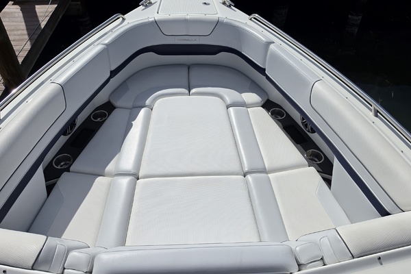 Raft 2 0 29ft Formula Yacht For Sale