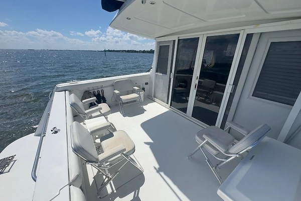 2001 Navigator 53