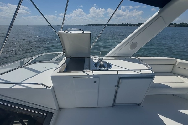 2001 Navigator 53