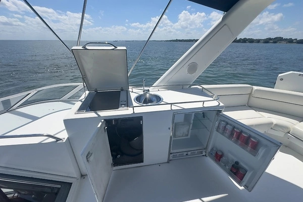 2001 Navigator 53