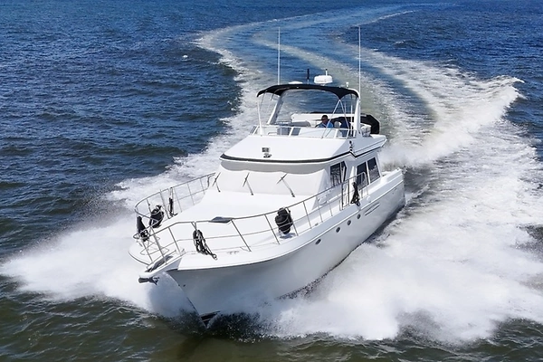 2001 Navigator 53