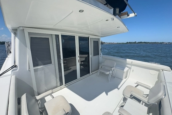 2001 Navigator 53
