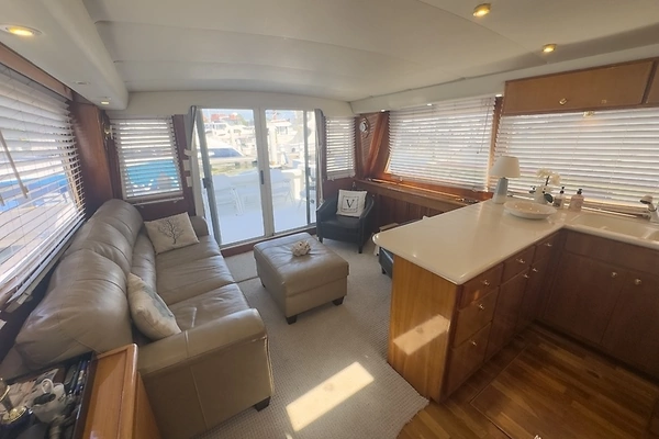 2001 Navigator 53