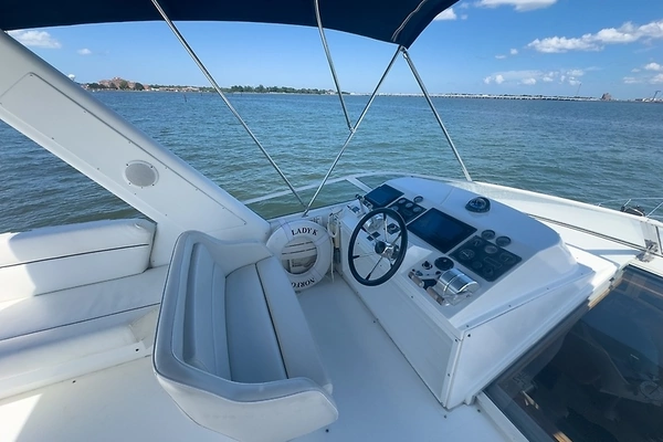 2001 Navigator 53
