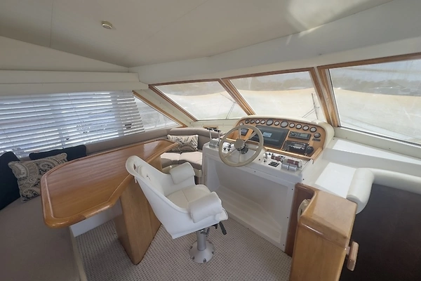 2001 Navigator 53