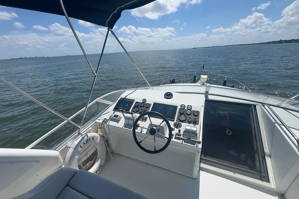 2001 Navigator 53