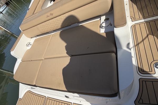 298ft Sea Ray Yacht For Sale