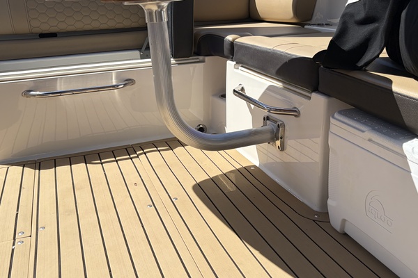 298ft Sea Ray Yacht For Sale