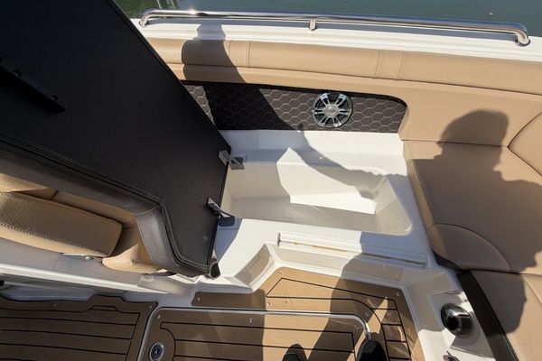 298ft Sea Ray Yacht For Sale