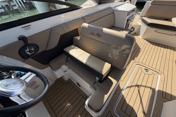 298ft Sea Ray Yacht For Sale