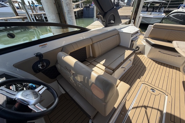 298ft Sea Ray Yacht For Sale