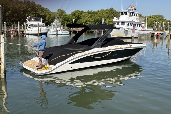 298ft Sea Ray Yacht For Sale