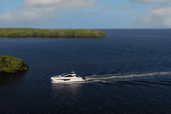 Cruisers Yachts 42 GLS OB Yacht For Sale