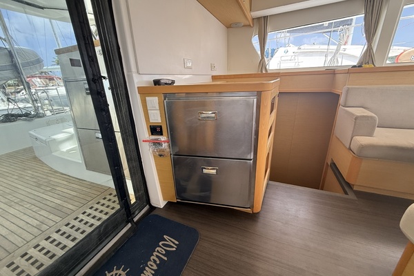 Enchanted Daze 42ft Lagoon Yacht For Sale