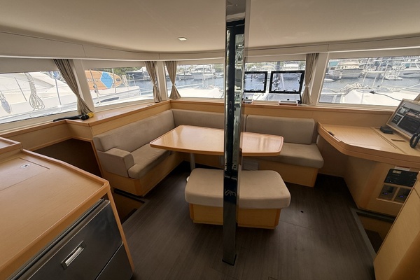 Enchanted Daze 42ft Lagoon Yacht For Sale
