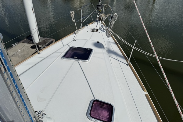 Happy Now 45ft Jeanneau Yacht For Sale