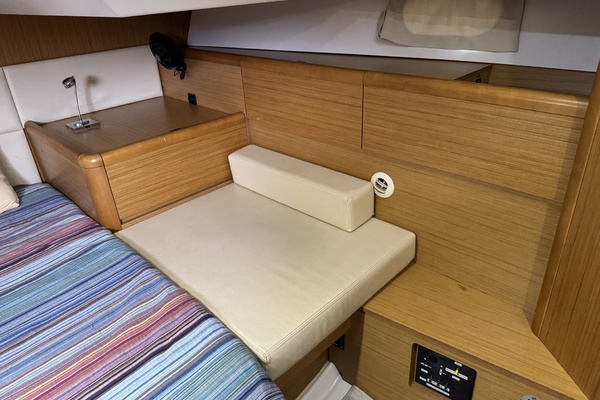 Happy Now 45ft Jeanneau Yacht For Sale