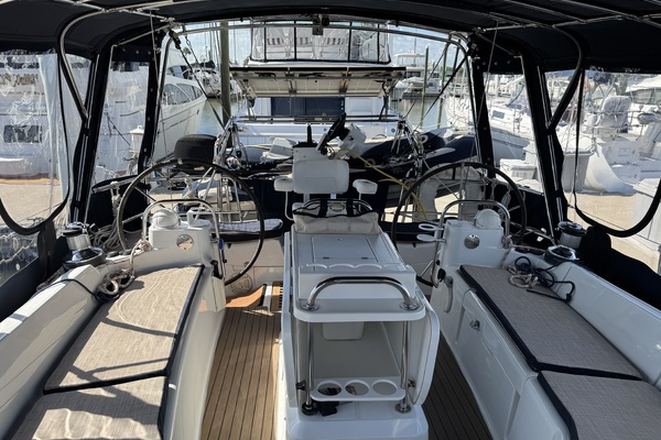Happy Now 45ft Jeanneau Yacht For Sale
