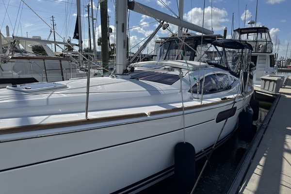 Happy Now 45ft Jeanneau Yacht For Sale