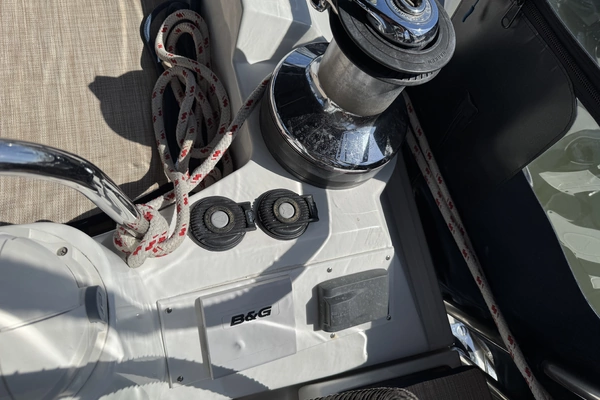 Jeanneau 45DS Yacht For Sale