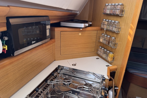 Happy Now 45ft Jeanneau Yacht For Sale