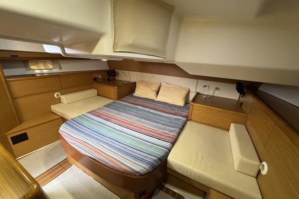 Happy Now 45ft Jeanneau Yacht For Sale