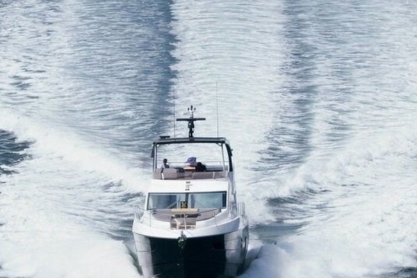 SHIMMO 55ft Sunseeker Yacht For Sale