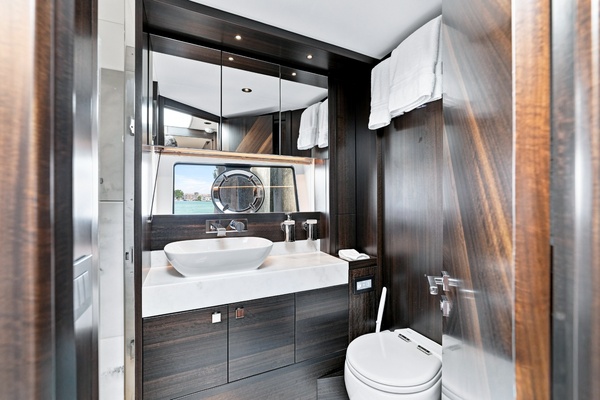 SHIMMO 55ft Sunseeker Yacht For Sale