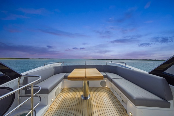 SHIMMO 55ft Sunseeker Yacht For Sale