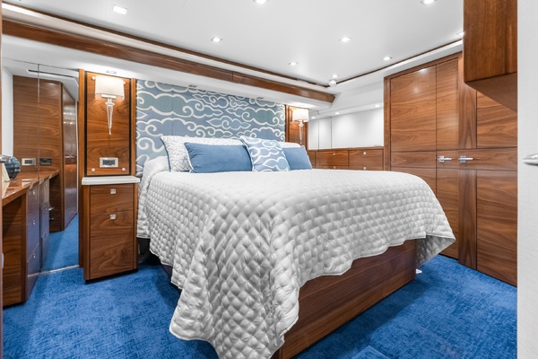 Fins Up 72ft Viking Yacht For Sale