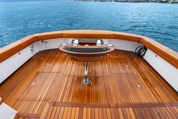 Fins Up 72ft Viking Yacht For Sale