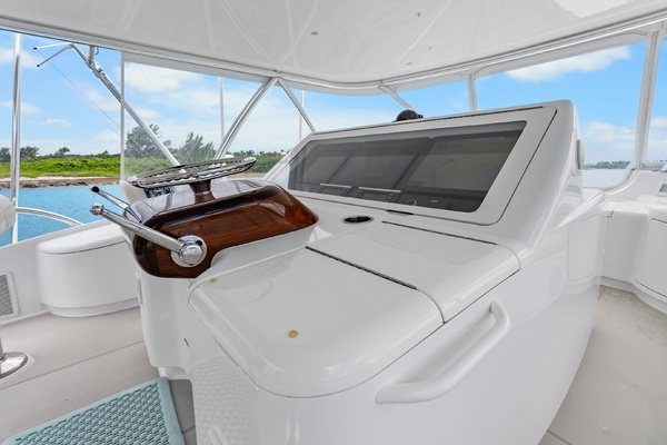 Fins Up 72ft Viking Yacht For Sale