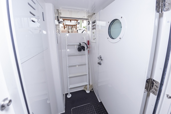 Fins Up 72ft Viking Yacht For Sale