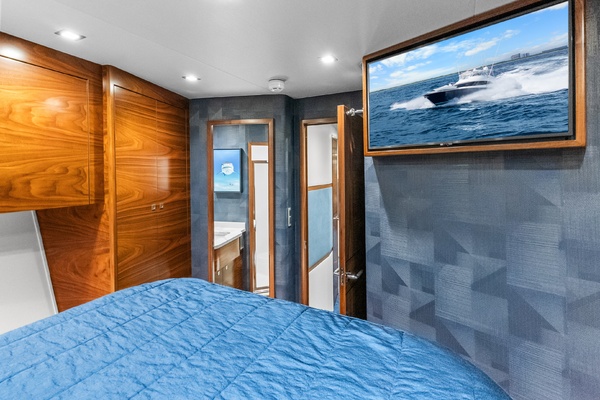 Fins Up 72ft Viking Yacht For Sale