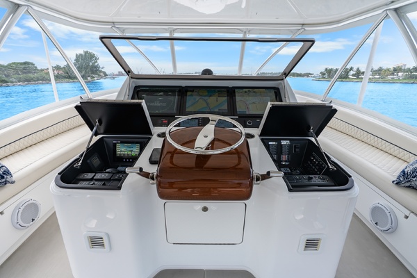 Fins Up 72ft Viking Yacht For Sale