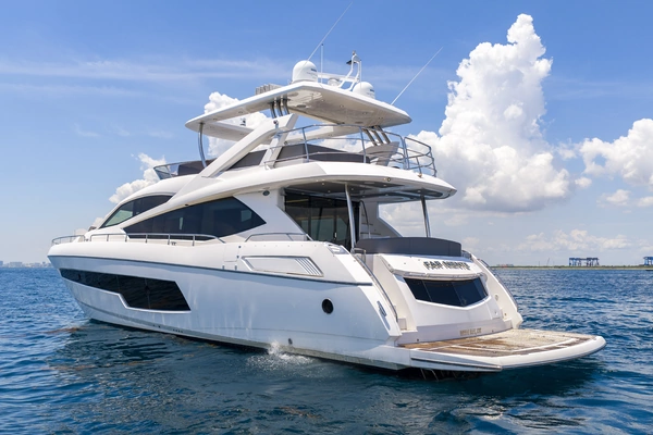 Photo of the 2017 Sunseeker 75 Yacht "Far Niente"
